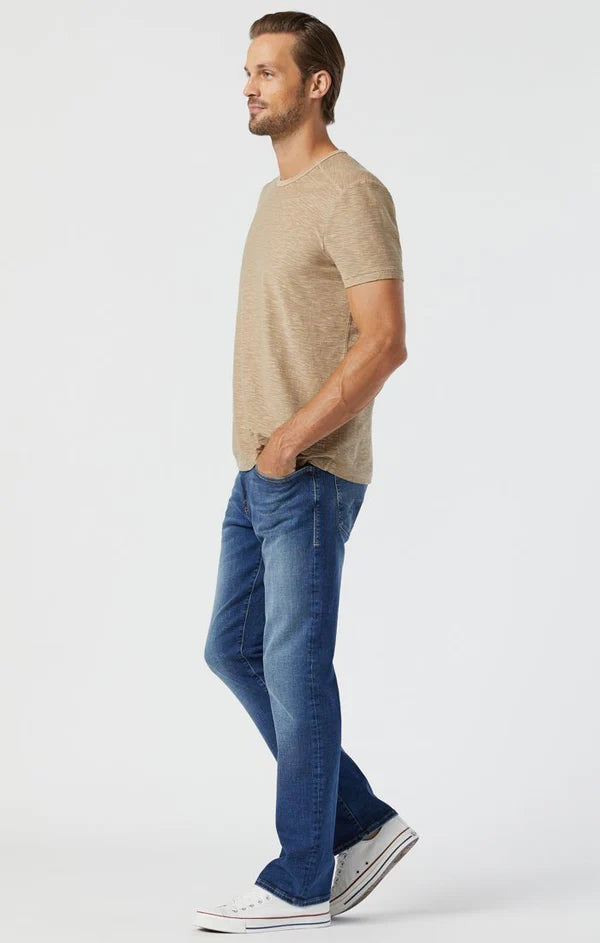 Zach (Mid Brushed Organic Move)