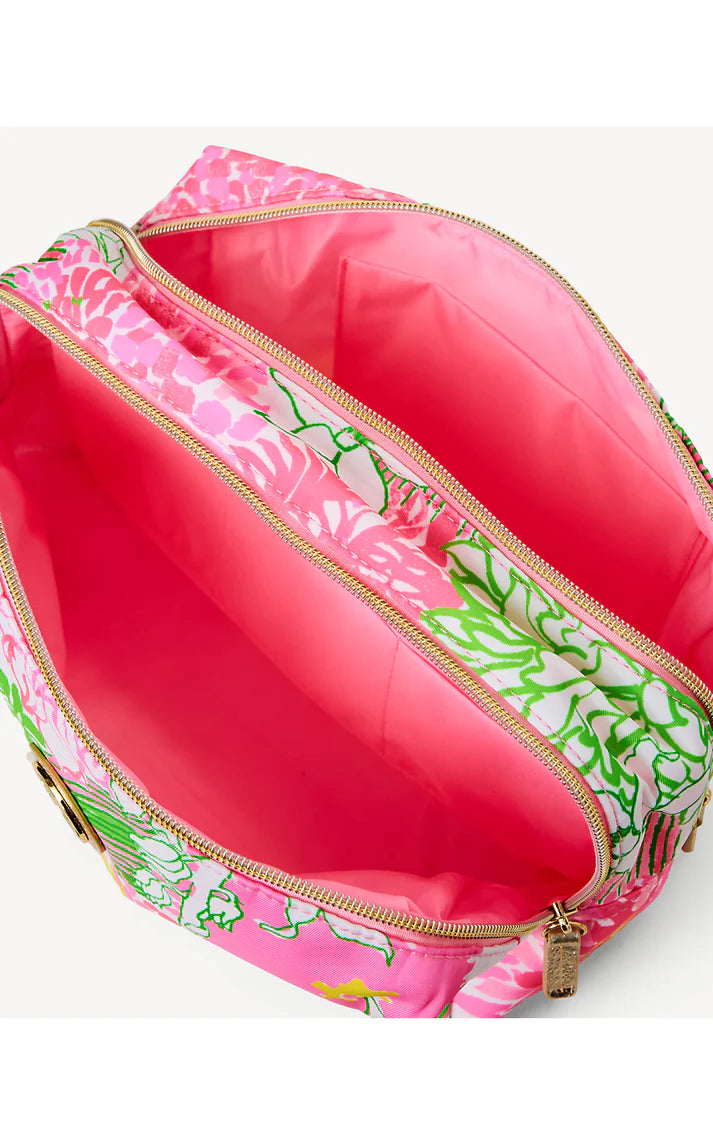 Pouch (Resort White Mum Patch)