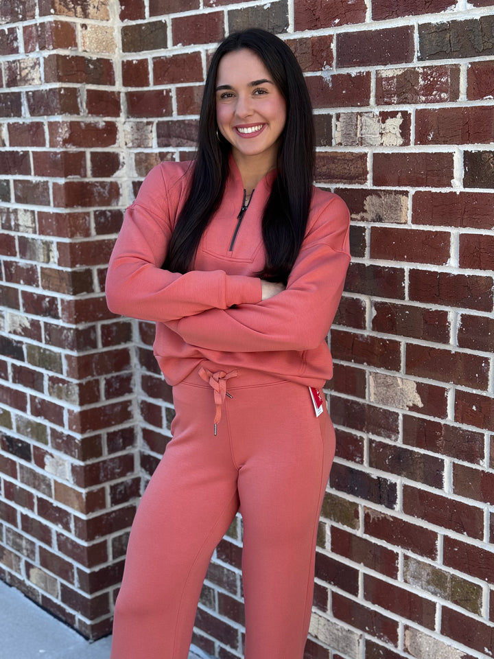 Airessentials Straight Leg Pant (Clay)