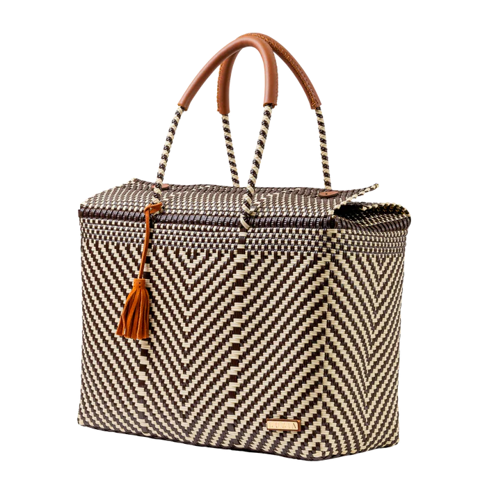 Closed Basket Arrow (Brown)