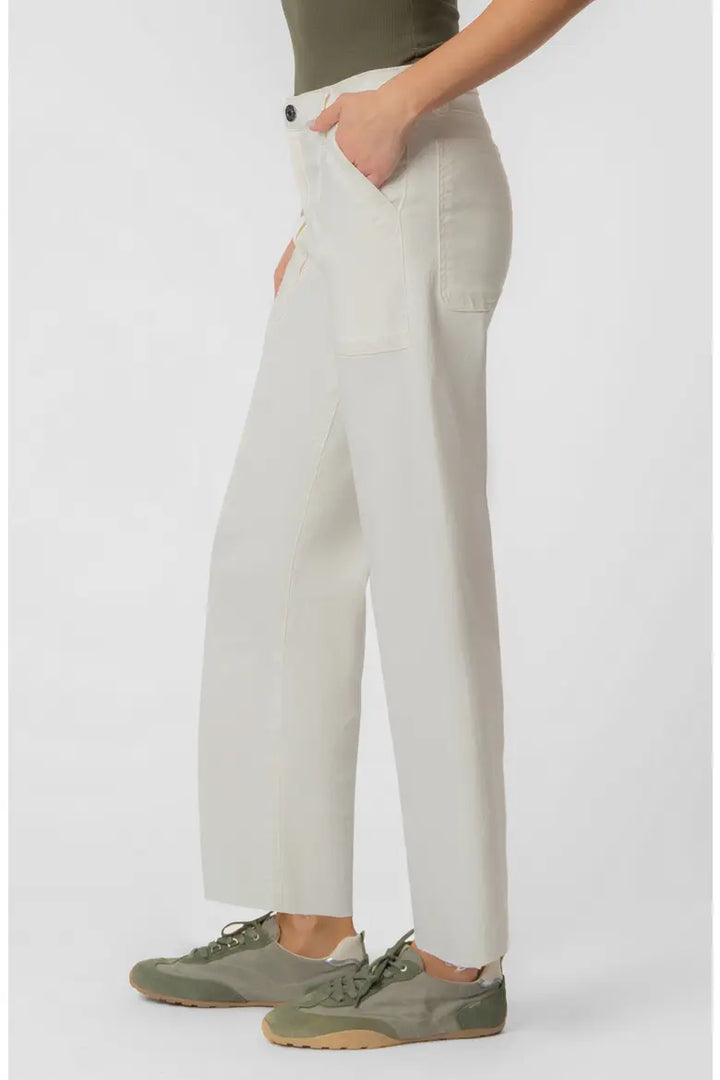 Avery Easy Straight Leg Pocket (Ivory)